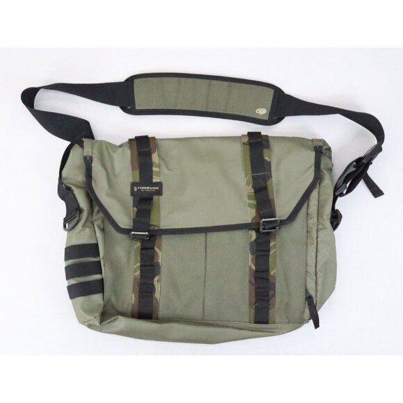 Timbuk2 Other - Timbuk2 Messenger Laptop Bag Holds 2 Laptops Padded Green Camouflage Cross Body‎